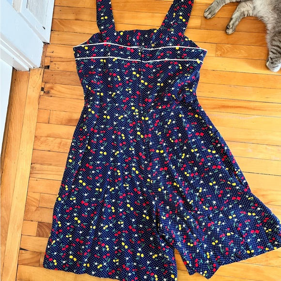 Vintage cherries and daisies Romper - Picture 3 of 3